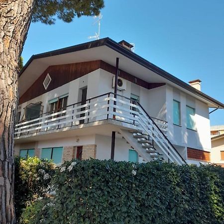 Villa Rossella Bibione Bagian luar foto