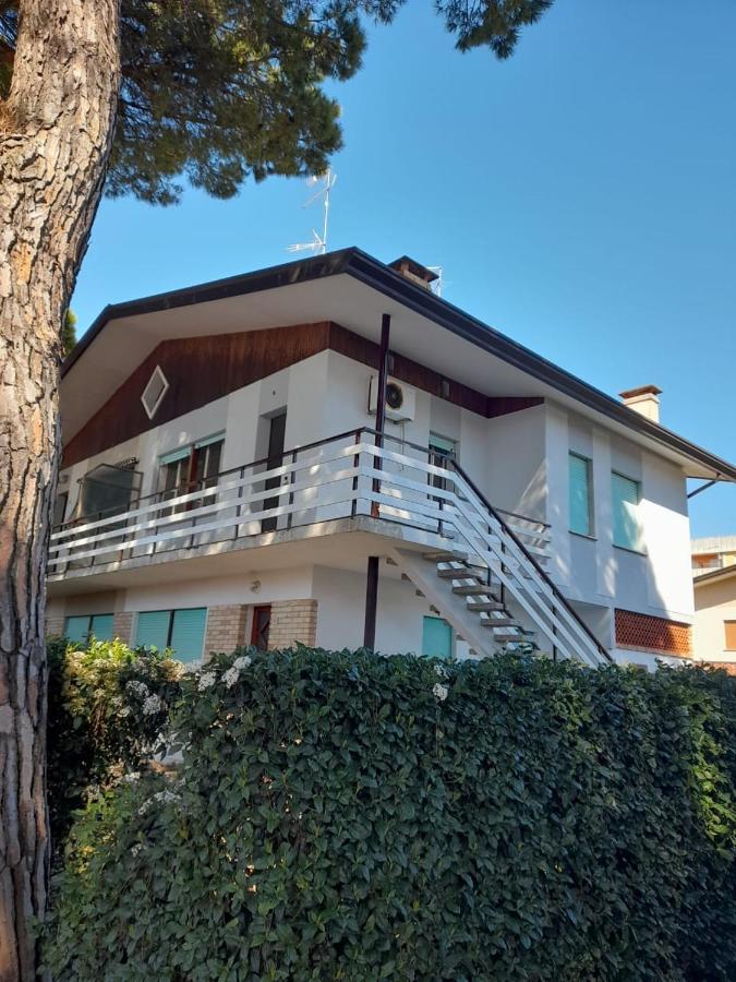 Villa Rossella Bibione Bagian luar foto
